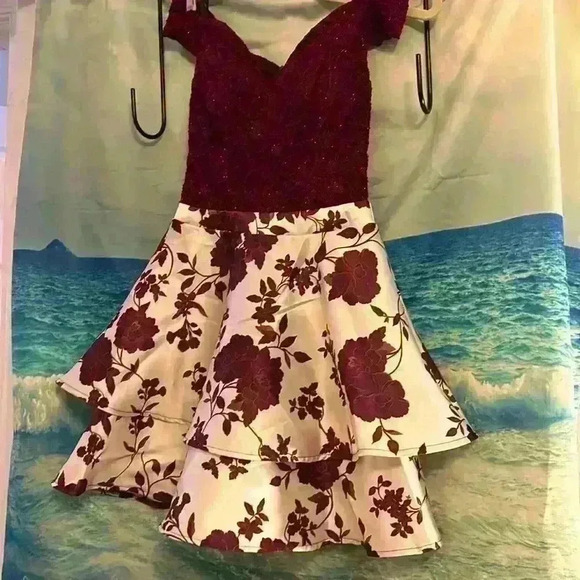 Red and White Floral Formal Knee Length Dress - Picture 3 of 10